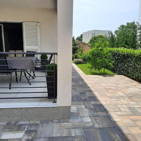 Holiday Home Bajlo Apartment With Three Bedrooms Zadar Exterior photo