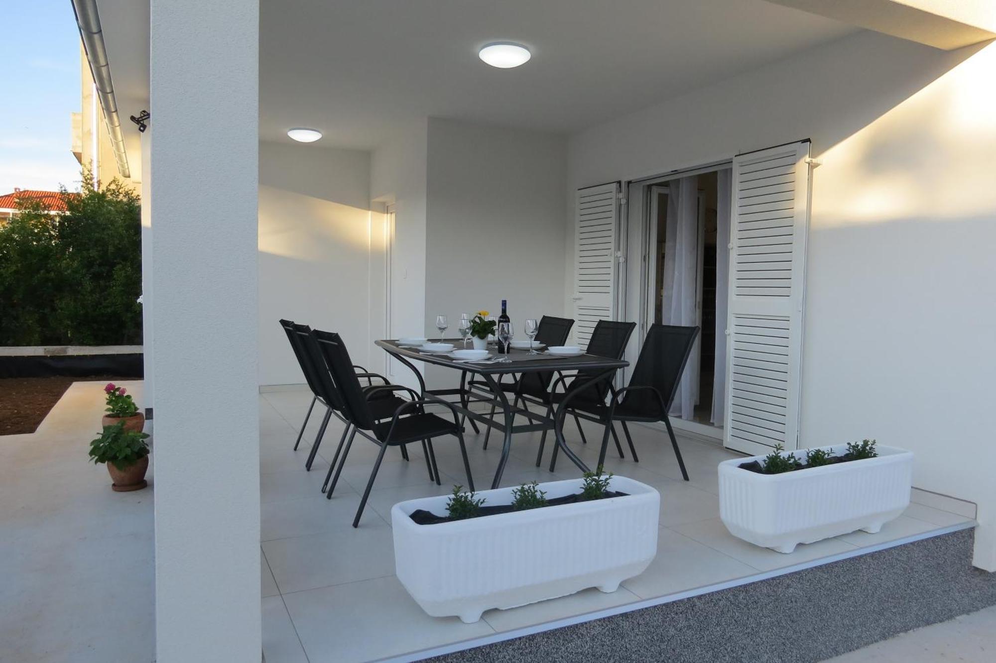 Holiday Home Bajlo Apartment With Three Bedrooms Zadar Exterior photo