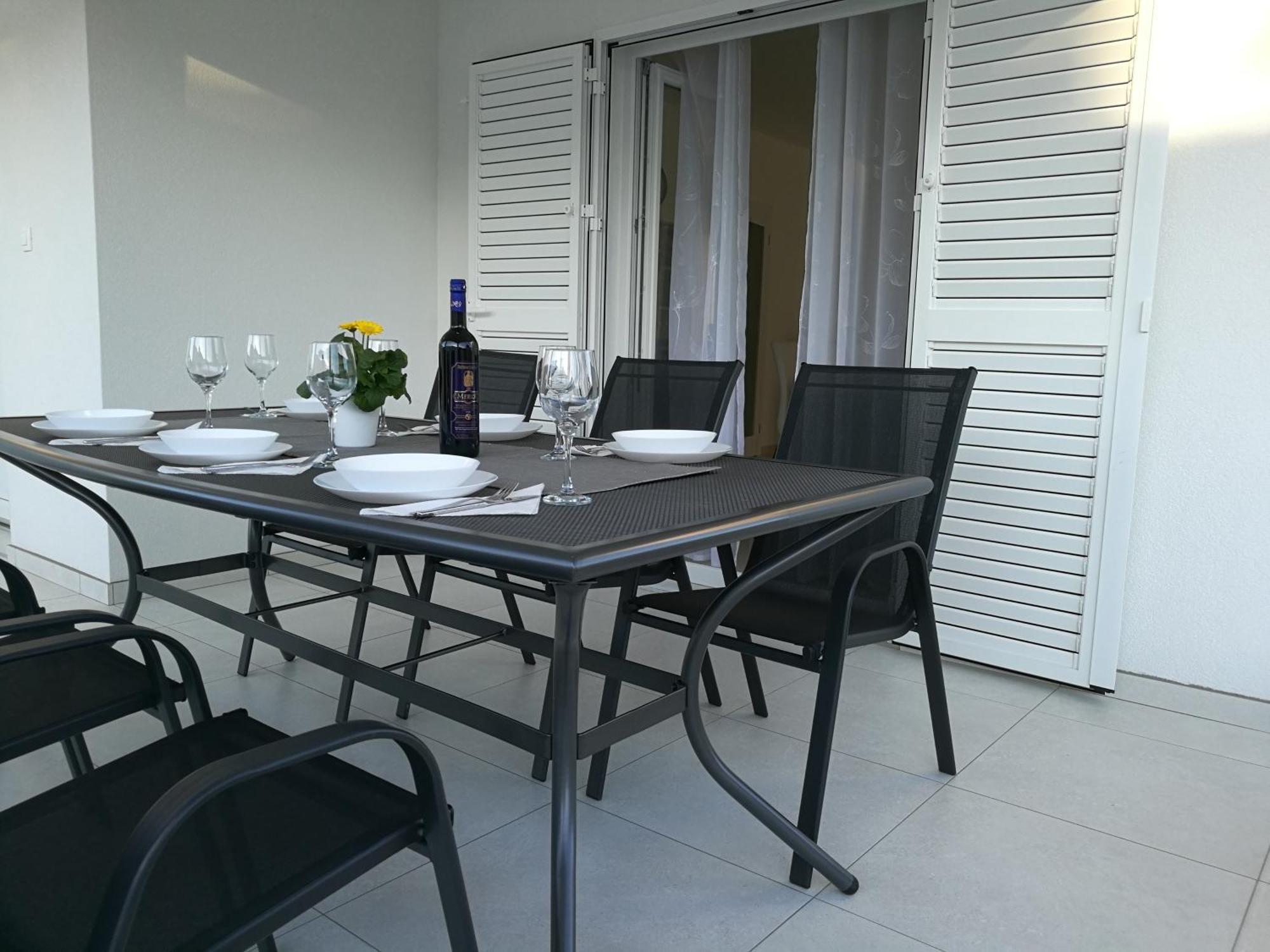 Holiday Home Bajlo Apartment With Three Bedrooms Zadar Exterior photo